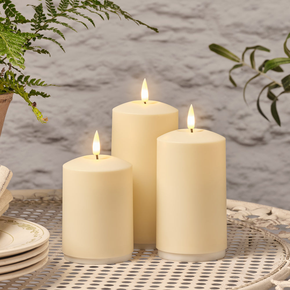 3er Set TruGlow® wiederaufladbare Outdoorkerzen mit Fernbedienung
