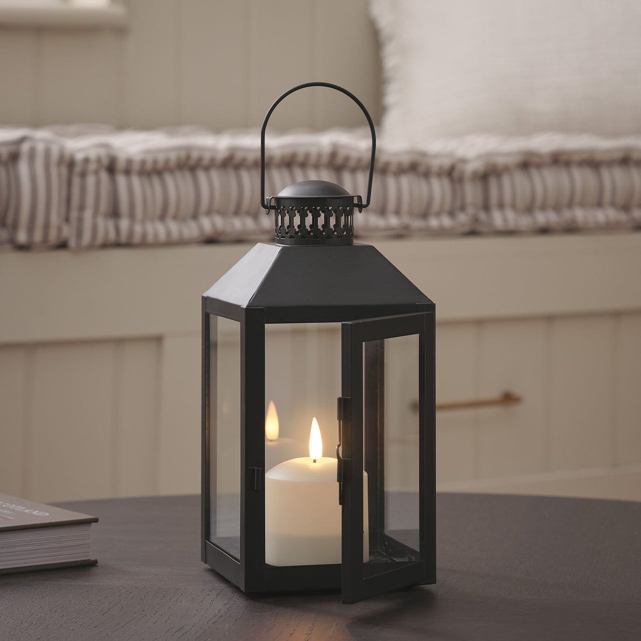 2er Set Metall-Laternen mit TruGlow® LED-Kerzen, Fernbedienung & Timer