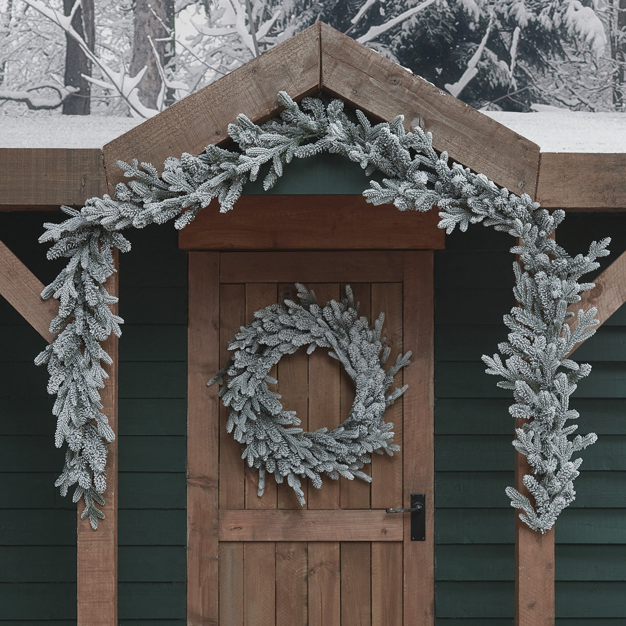 60cm verschneiter Outdoor-Kranz und 2m Weihnachtsgirlande mit Beleuchtung