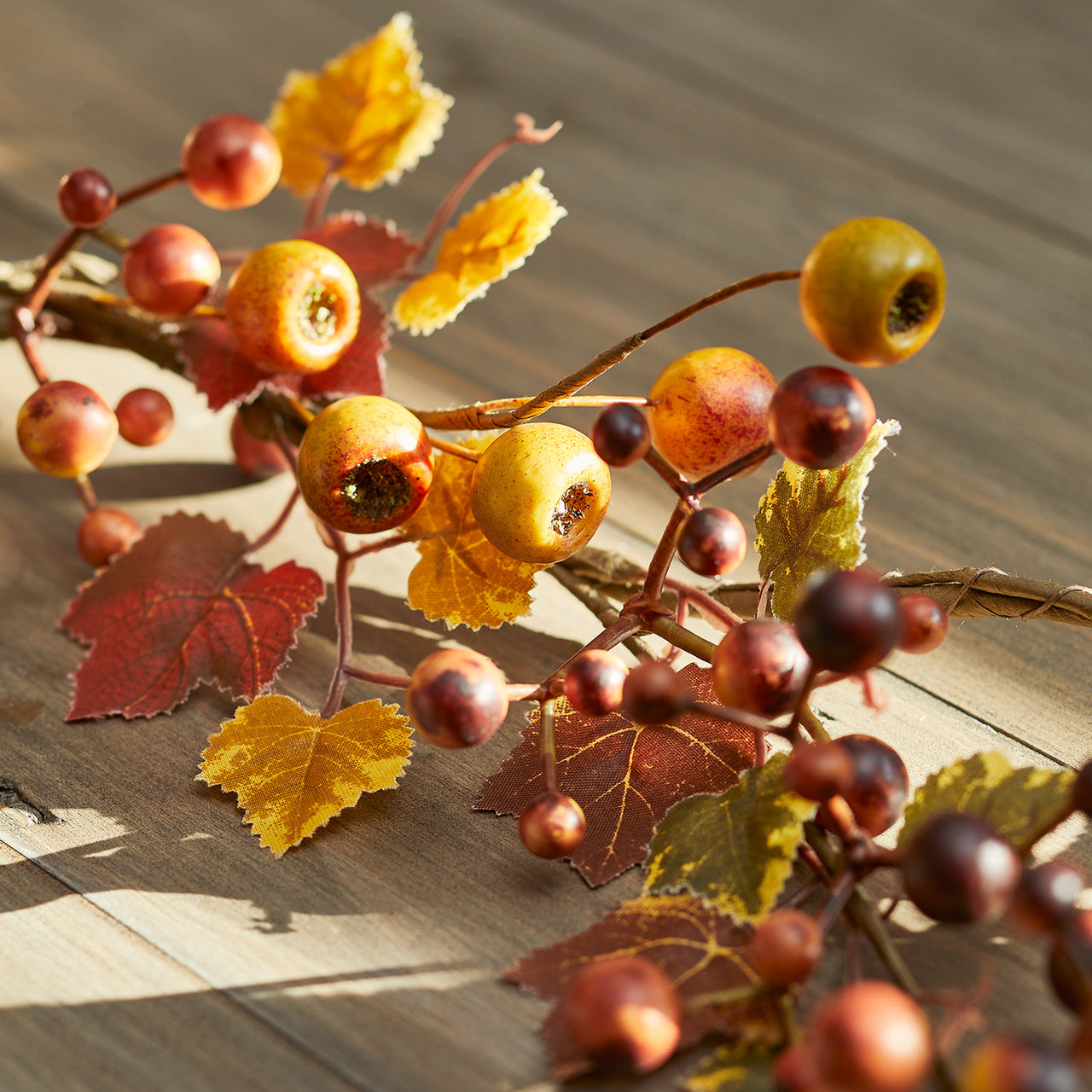 1,5m Herbstgirlande Beeren mit Beleuchtung