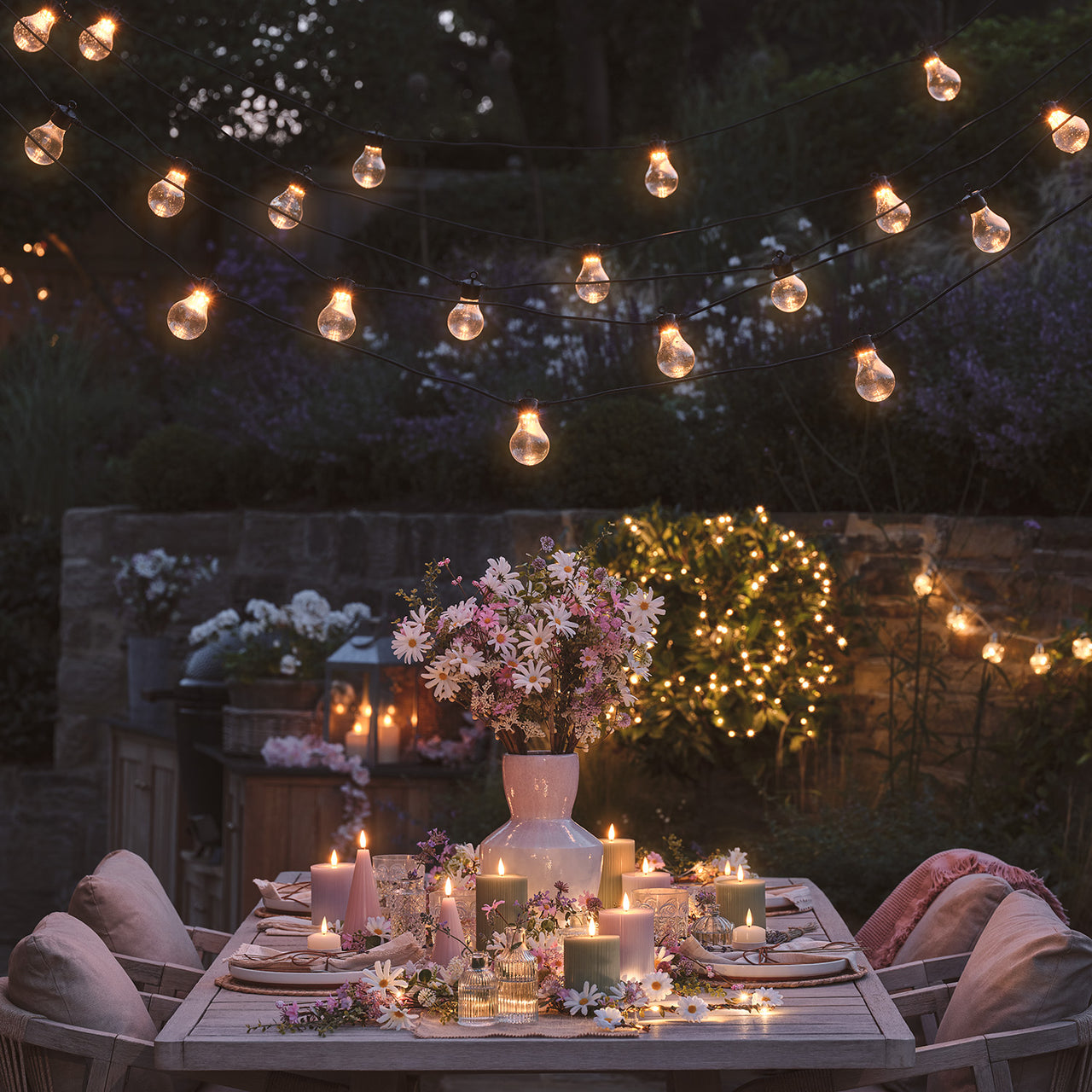 Core Connect 50m 100er Party Lichterkette warmweiß koppelbar schwarzes Kabel