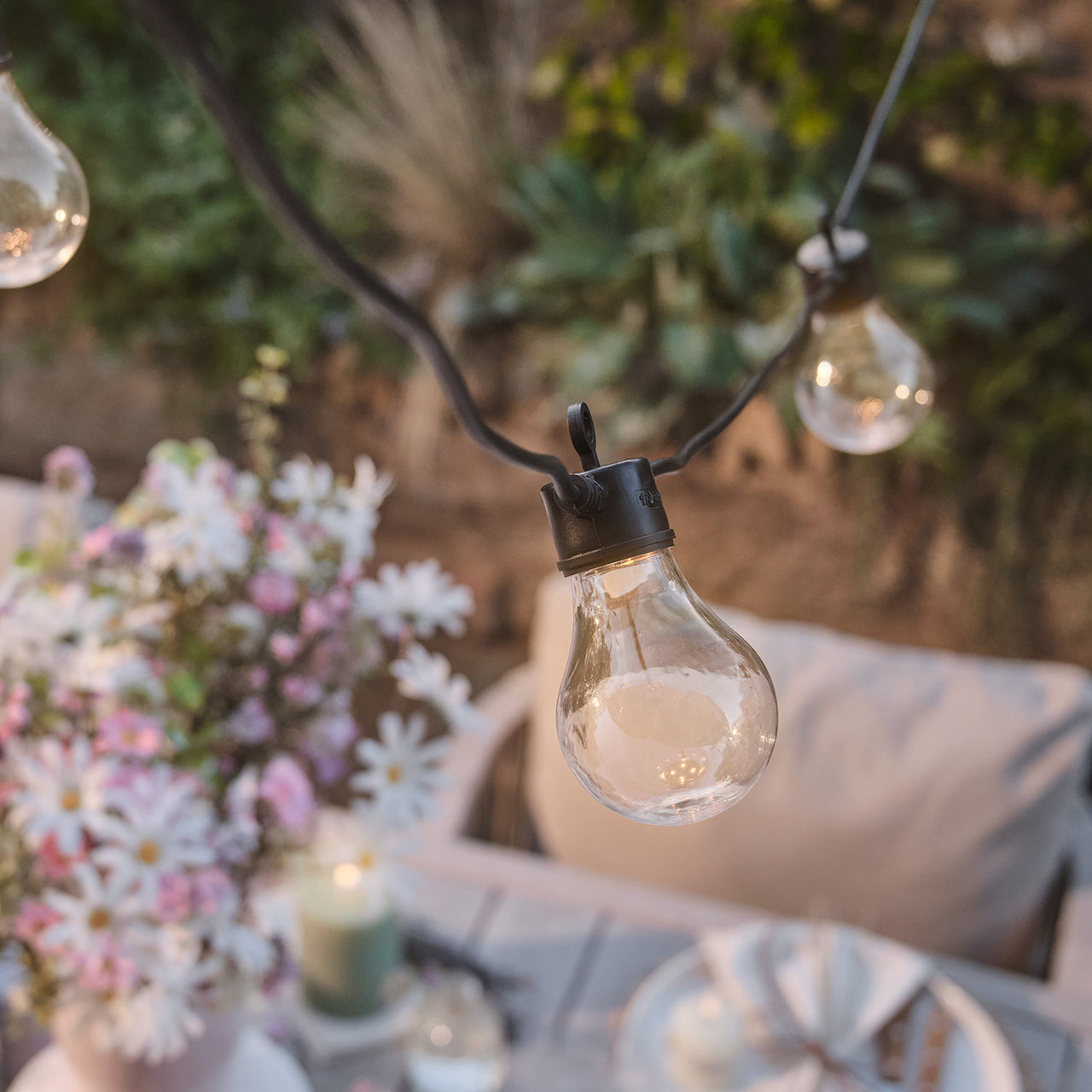 Core Connect 50m 100er Party Lichterkette warmweiß koppelbar schwarzes Kabel