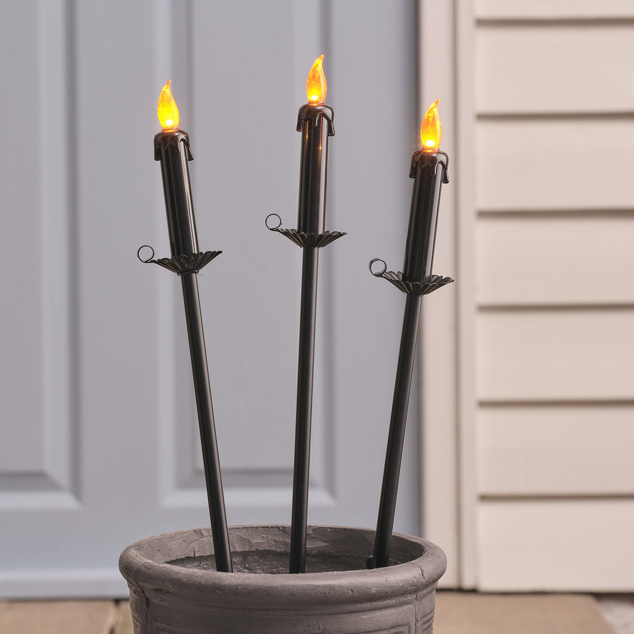 3er Set Halloween LED-Gartenstecker in Kerzenoptik mit Timer beleuchtet am Tag
