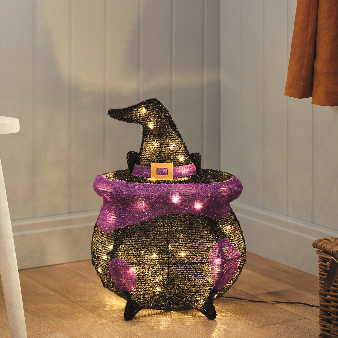 "Katze im Kessel" LED-Halloween-Figur für den Außenbereich beleuchtet
