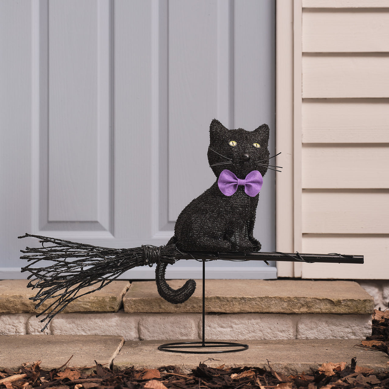 LED-Halloween-Katze auf Besen mit Timer für den Außenbereich unbeleuchtet