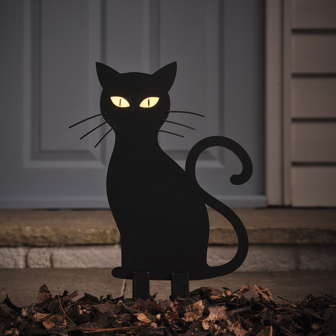 LED-Halloween-Katze Caleb mit Gartenstecker für den Außenbereich nachts
