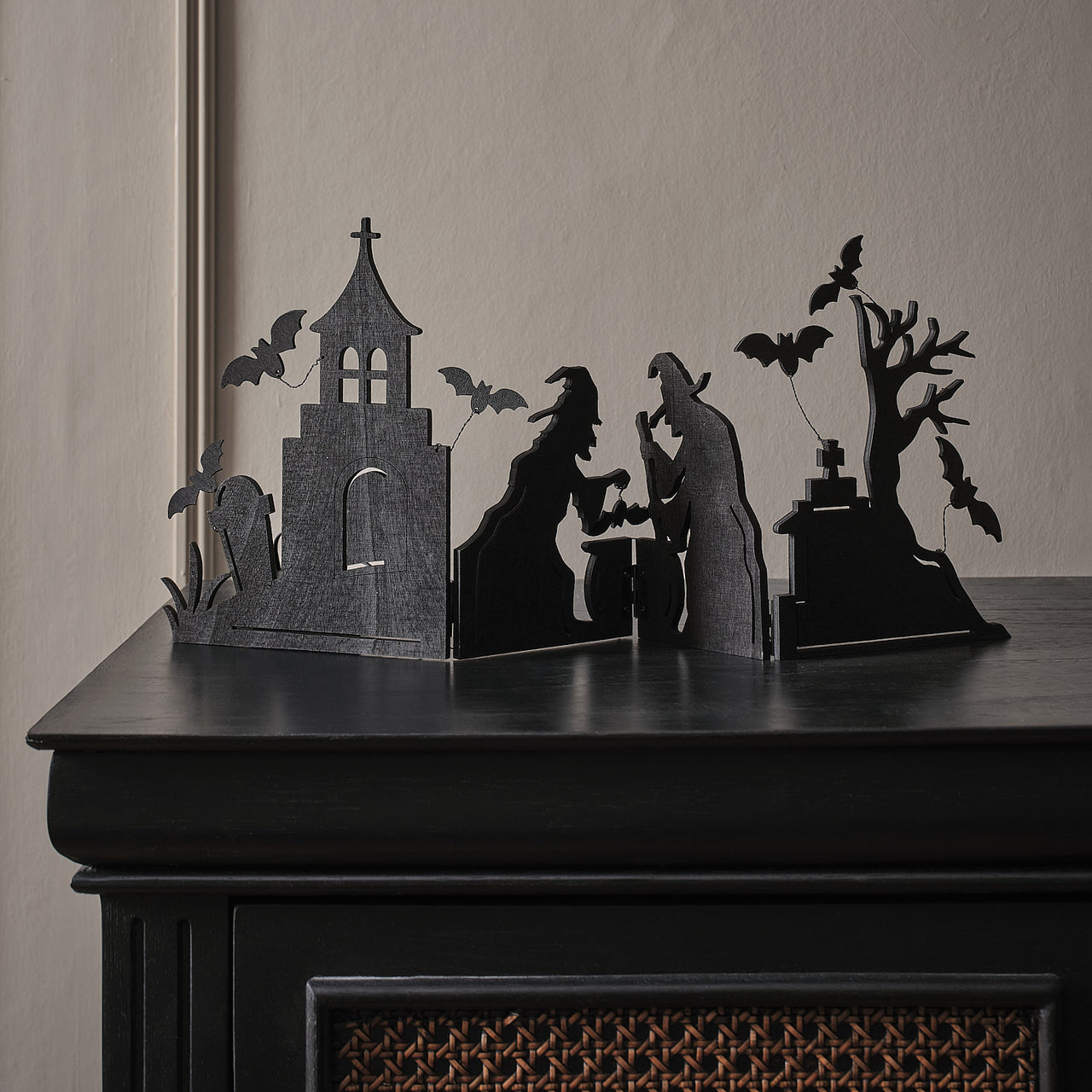 Brühende Hexen LED-Halloween-Fensterdeko mit Timer unbeleuchtet