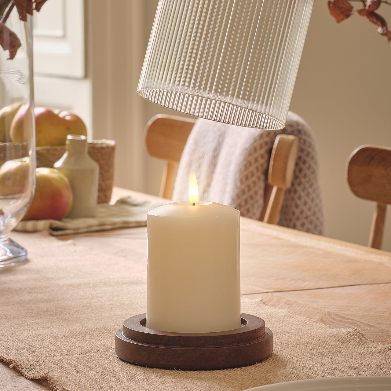 TruGlow® LED-Windlicht mit Kerze & Fernbedienung in Warmweiß ohne Glas
