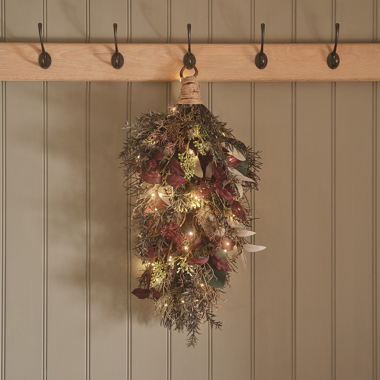 LL-WR25007DE_Set_aus_Kranz_Wandstrauss_fuer_Herbst_und_Winter_mit_integrierter_Beleuchtung_9