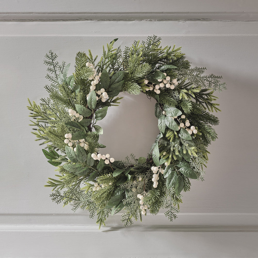 50cm Weihnachtskranz weiße Beeren mit Beleuchtung