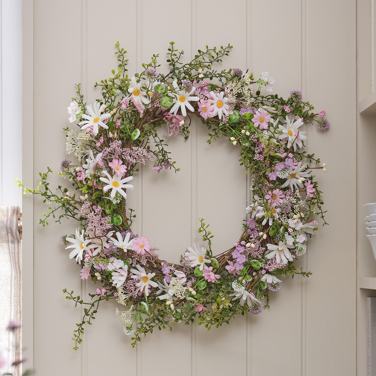 50cm LED‑Frühlingskranz mit Pastell‑Gänseblümchen