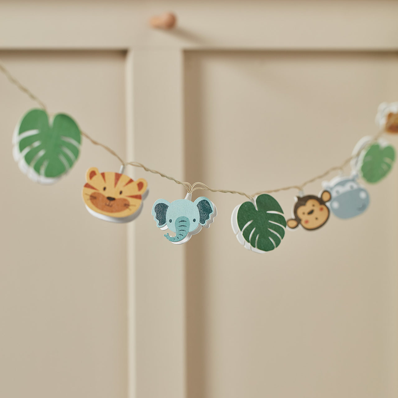 12er Safari Lichterkette Kinderzimmer aus Holz