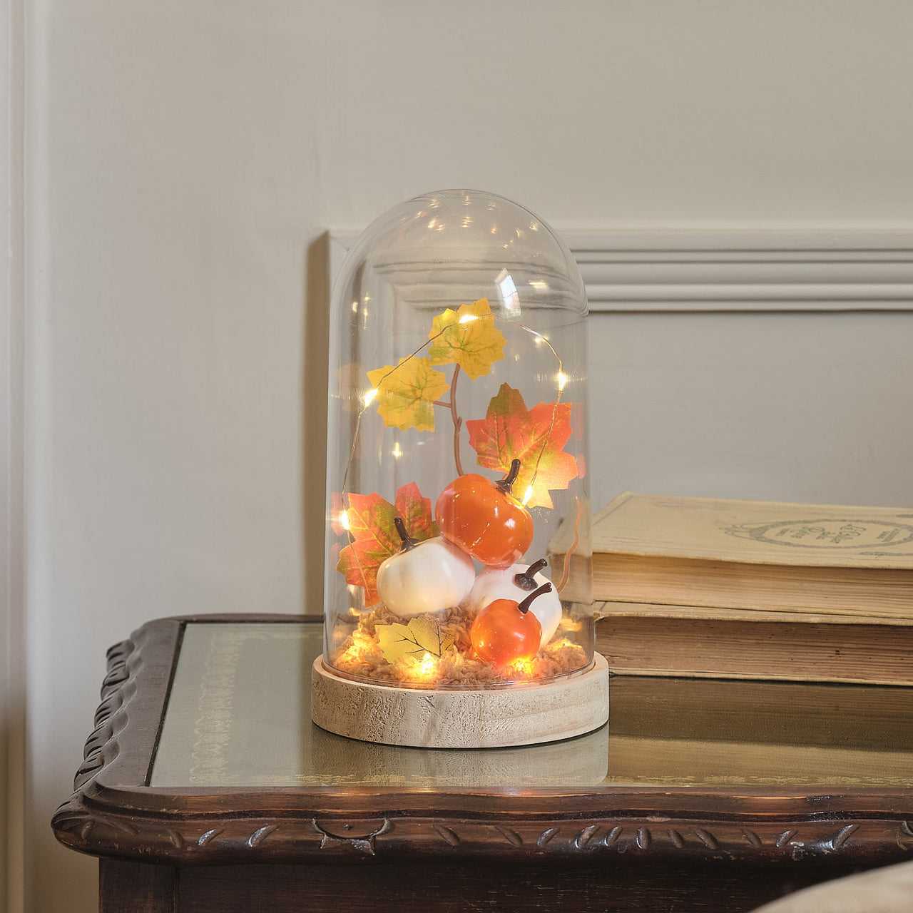 LED-Herbstdeko Kürbis-Glasglocke mit Timer & 15 Mikro-LEDs beleuchtet