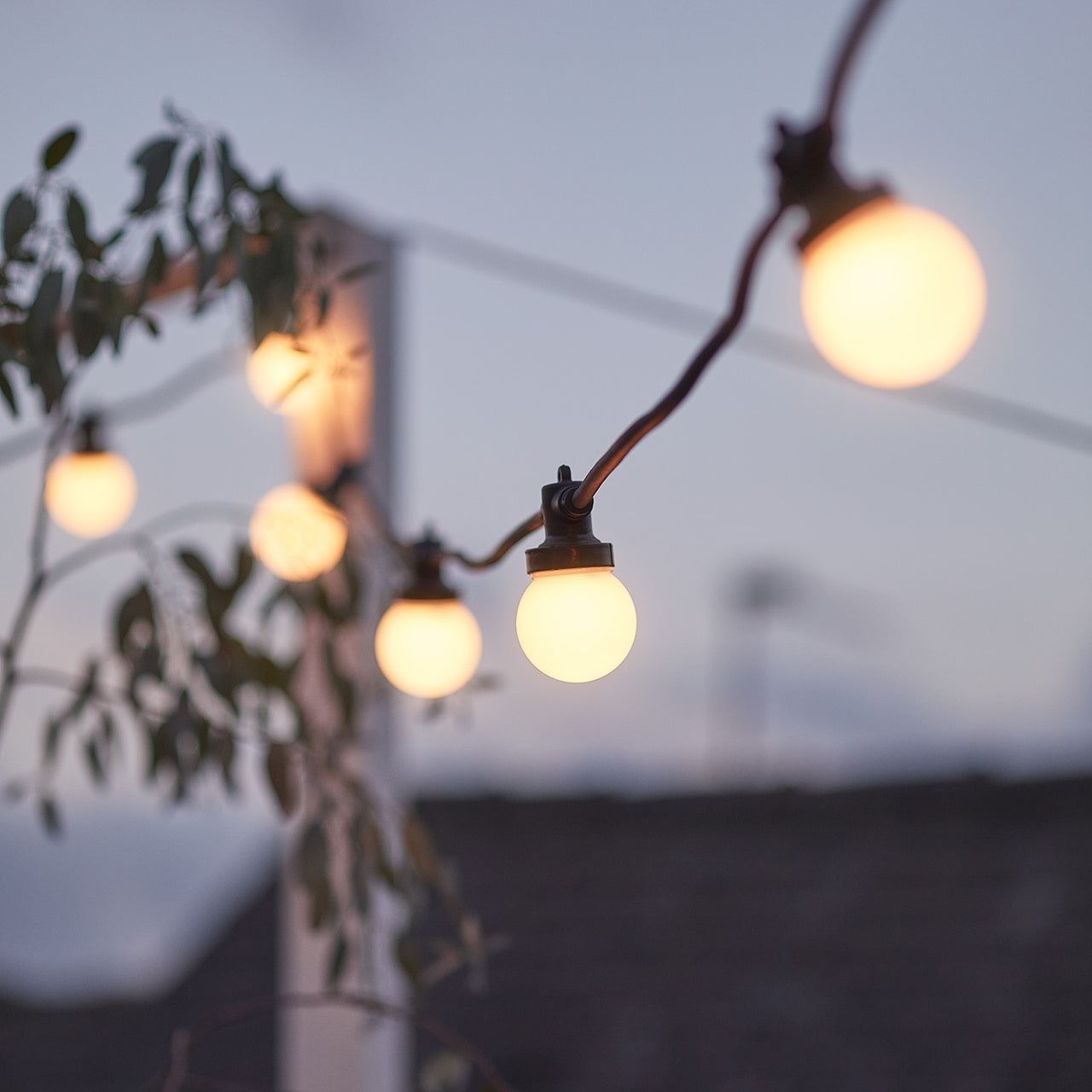Pro Connect IP67, 5m 10er Party Lichterkette warmweiß koppelbar schwarzes Kabel