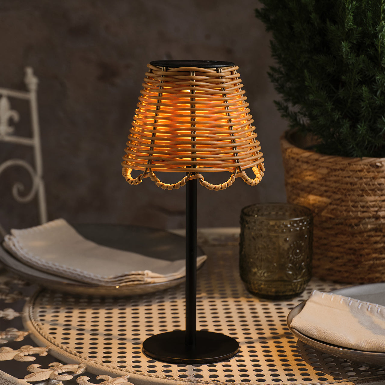 Kurv Solar-Tischlampe im Bambus-Look