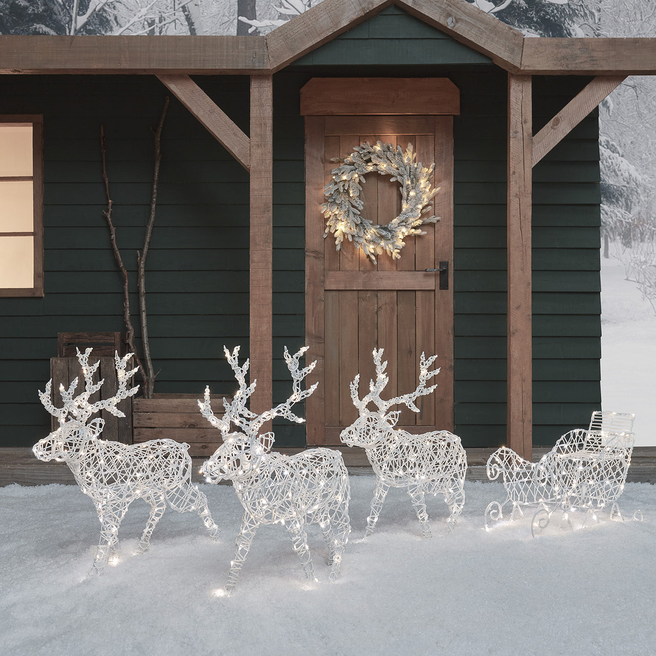 3er Set Batteriebetriebene LED-Rentiere mit Schlitten Arkendale