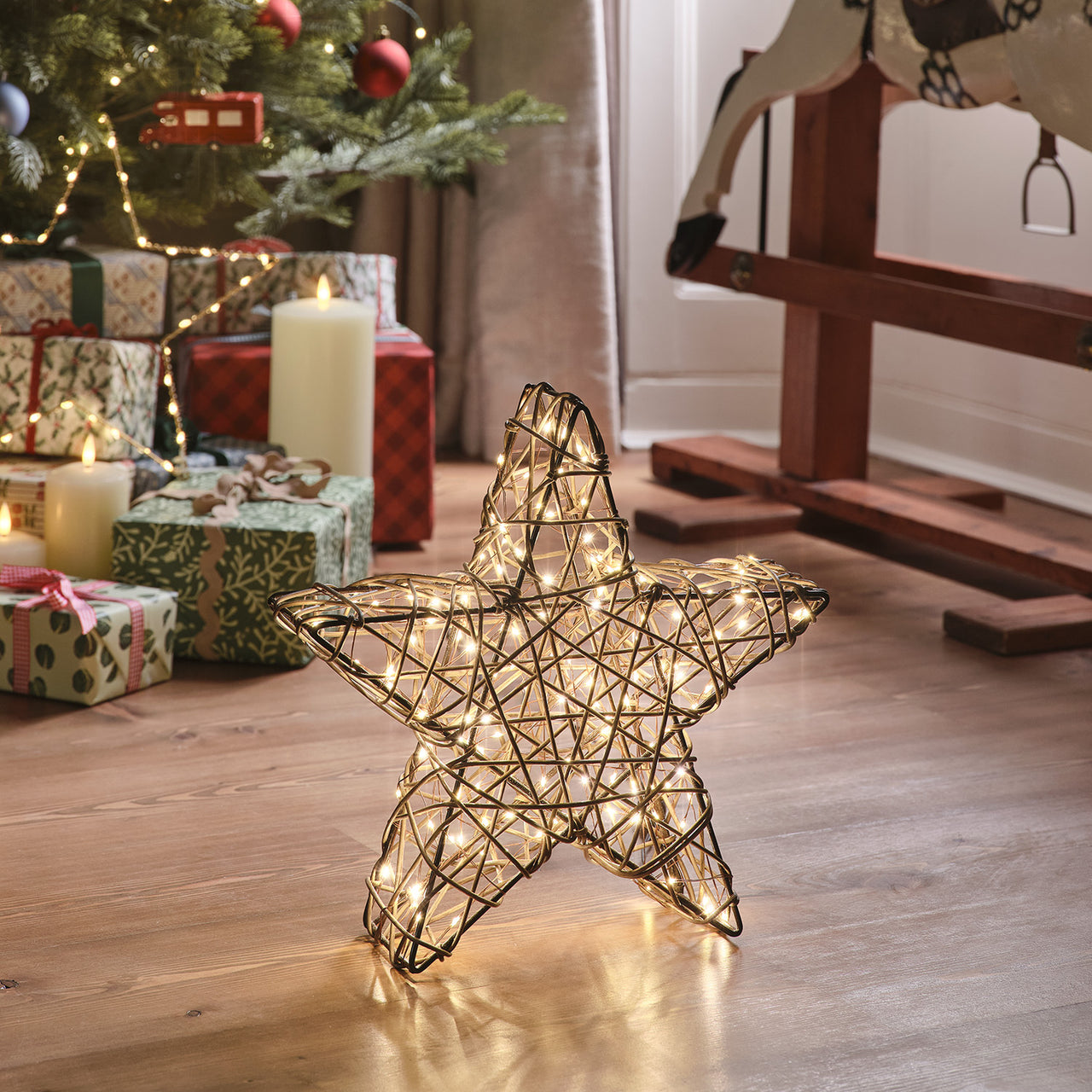 35cm Studley Rattan-LED-Stern