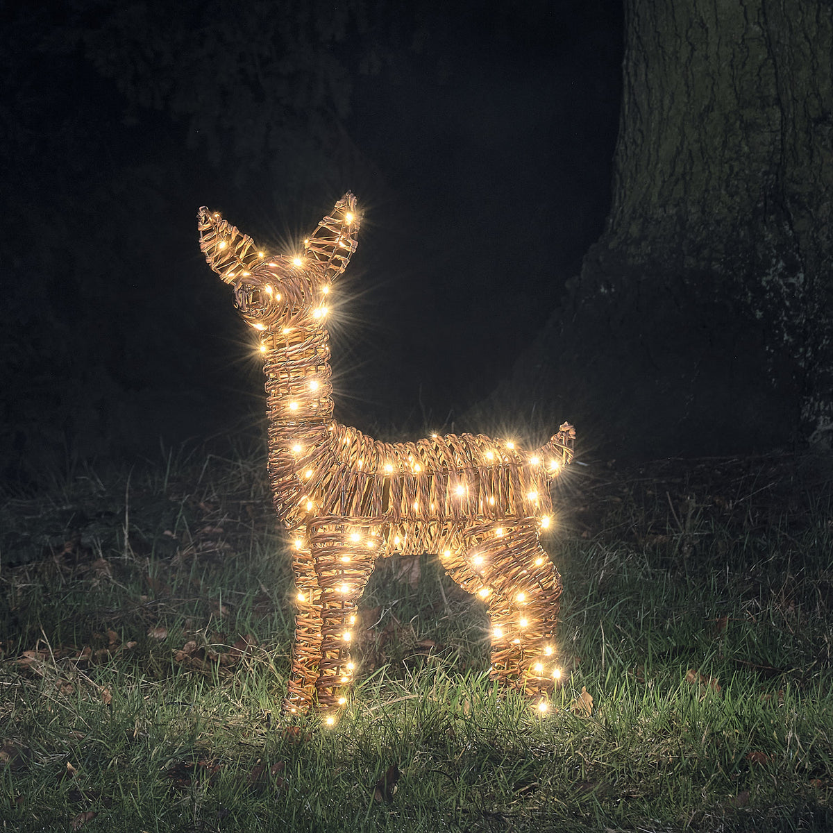 Pateley Bicolor LED-Rehkitz aus Rattan mit 110 LEDs in warmweiß
