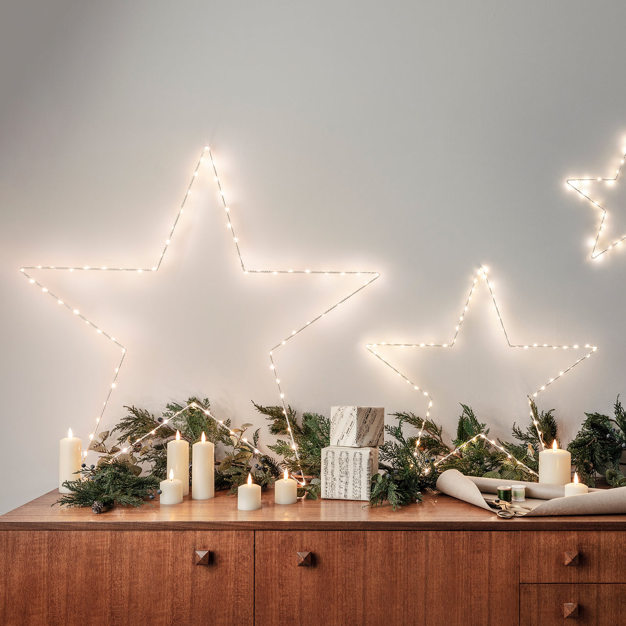 Schmales TruGlow® LED-Kerzen Trio aus Echtwachs mit Fernbedienung