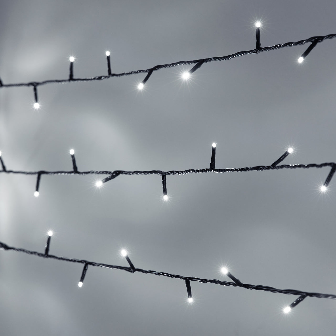 Essential Connect 40m 400er LED Lichterkette weiß koppelbar grünes Kabel
