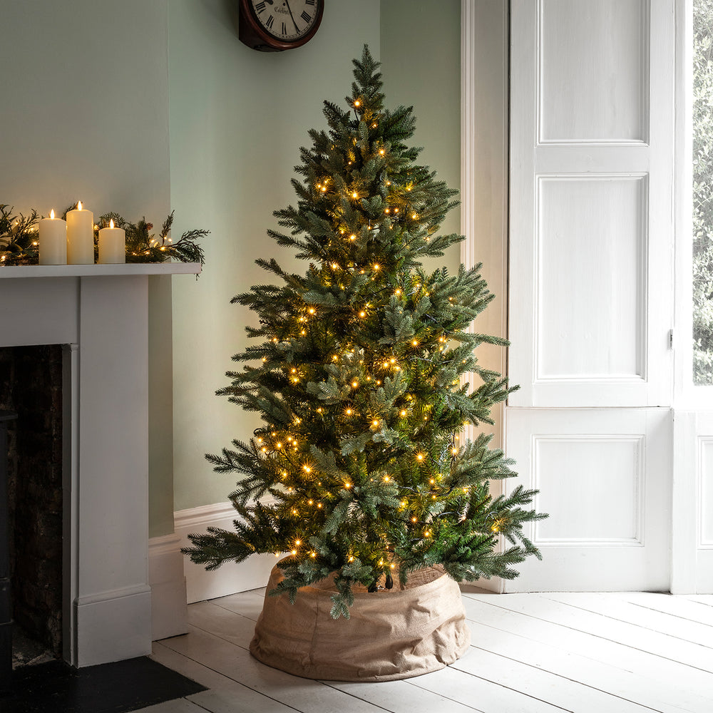 Essential Connect 20m 200er LED Lichterkette warmweiß koppelbar grünes Kabel