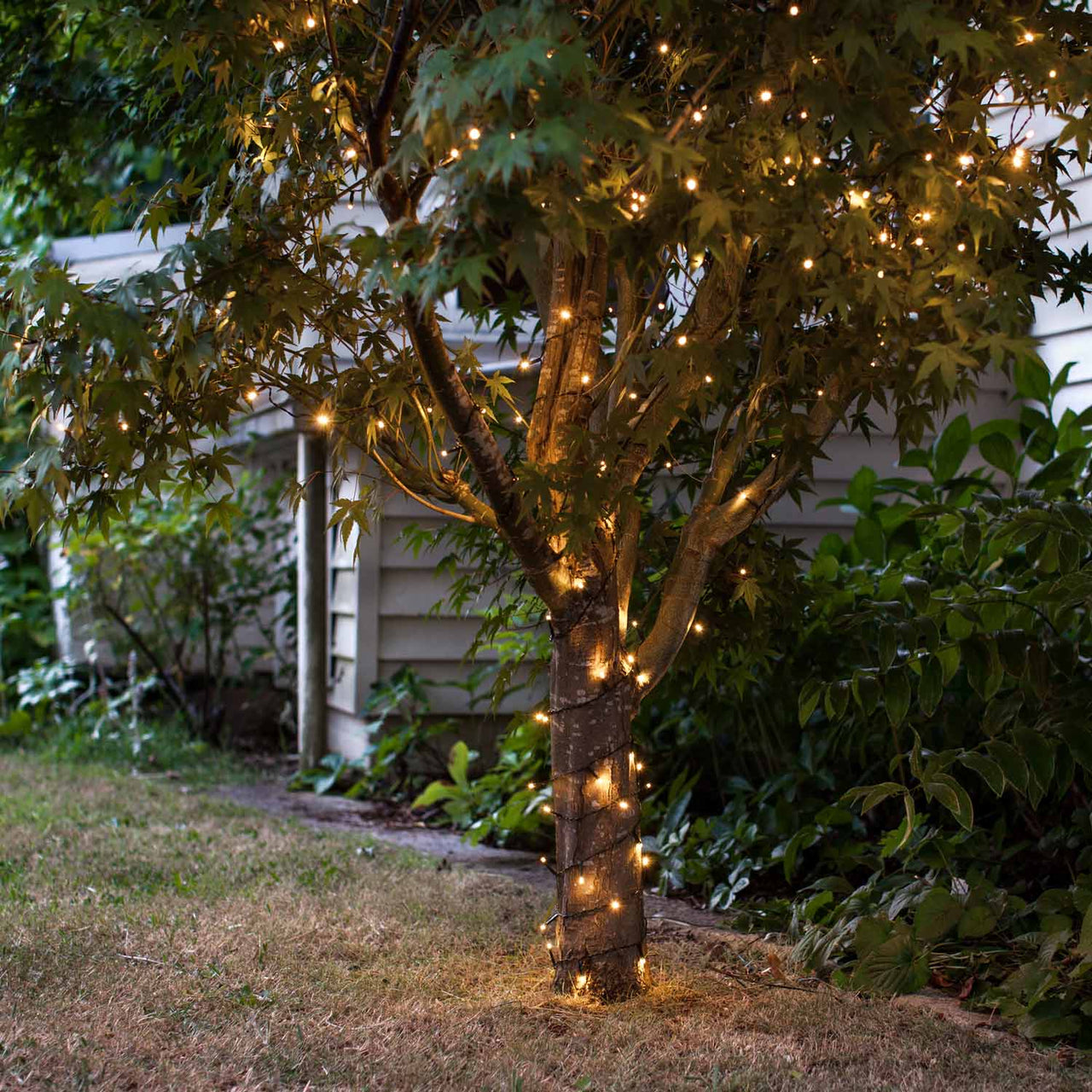 200er LED Batterie Außenlichterkette warmweiß grünes Kabel