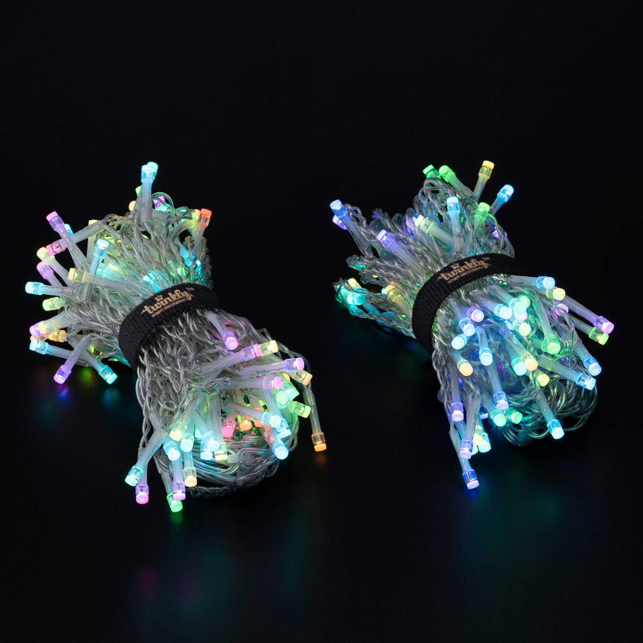 Twinkly 2,1m smarter Lichtervorhang Bunt und Weiß Edition mit 210 LEDs